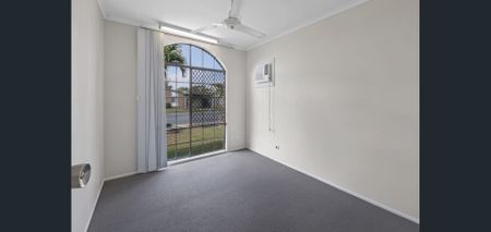 Spacious Family Home with Shed, Double Garage, & Plenty of Space - Photo 2