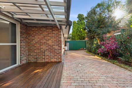 4/10 Wallumatta Road, Caringbah NSW 2229 - Townhouse For Rent | Domain - Photo 4