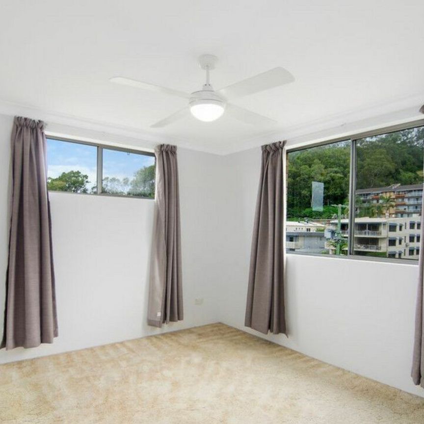 Prime Burleigh Heads Apartment � Walk to Beach, Caf�s & Shops - Photo 1