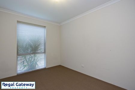 9/1 Humboldt Entrance, AUBIN GROVE WA 6164 - Photo 5