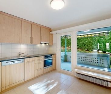 Appartement près du centre du village de Therwil avec balcon d’angle - Photo 5