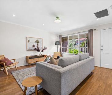 Sparkling Interiors with Alfresco Bonus - Photo 2