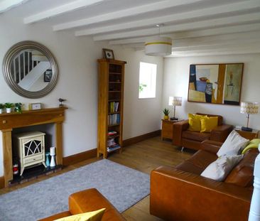 2 bedroom semi-detached house to rent - Photo 4