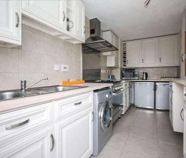 Crop Common, Hatfield, Hemel Hempstead, AL10 - Photo 4