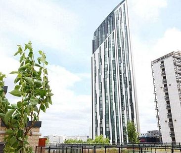 St Gabriel Walk, Elephant And Castle, SE1 - Photo 6