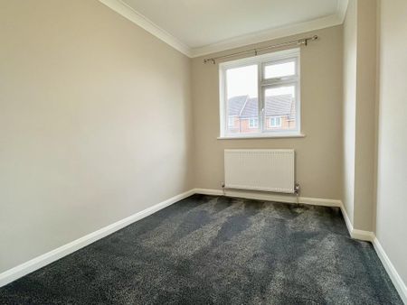 2 bedroom maisonette to rent - Photo 3