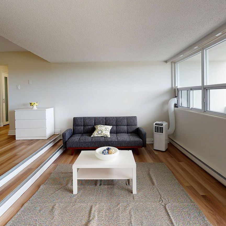 Centrepointe - Photo 1