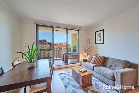 401/208-214 Chalmers Street, Surry Hills, NSW 2010 - Photo 2