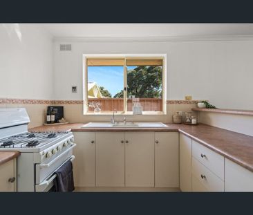 28 Blackwood Drive, Craigmore, SA 5114 - Photo 1
