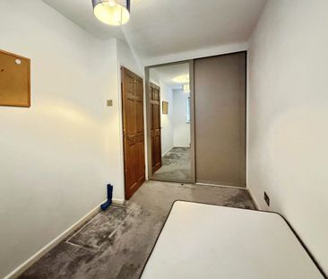 Davis Avenue, Bryncethin, BRIDGEND - Photo 3