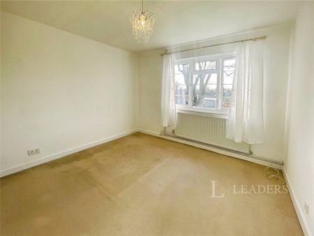 2 bedroom property to rent The Lawns, Mount Pleasant, St Albans, AL3 - Photo 5