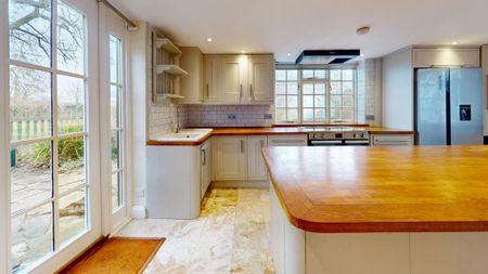 3 bedroom detached house to rent - Photo 3