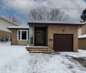 For Lease - 29 Fox Run N/A, Barrie, Ontario - Photo 4