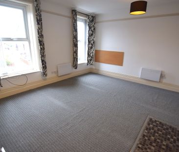 To Let 1 Bed Studio - Photo 5