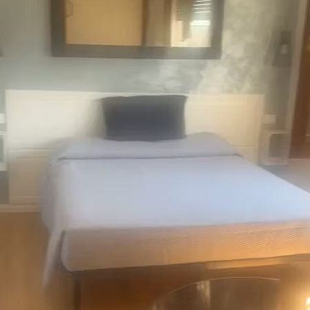 Via de' Carracci, Bologna, Emilia-Romagna 40129 - Photo 1