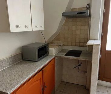 Location Appartement 2 pièces 30 m2 à Lodève - Photo 2