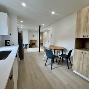 Pointe St-Charles - Nice 5 1/2 Furnished - Photo 2