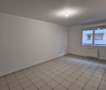 Location Appartement 2 pièces 42m² LE HAVRE 76600 - Photo 4