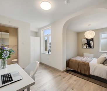 Room in a Shared House, London Road, SM4 - Photo 4