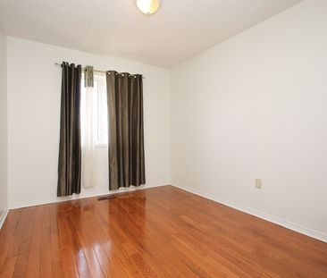 For Lease - 205 Equator Crescent, Vaughan, Ontario - Photo 2