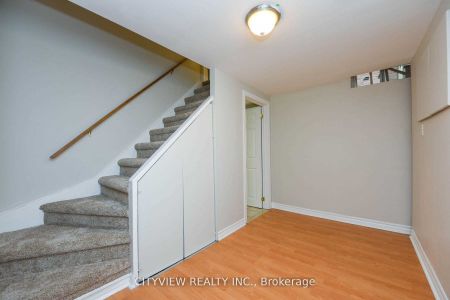For Lease - 6459 Tisler Crescent, Mississauga, Ontario - Photo 5