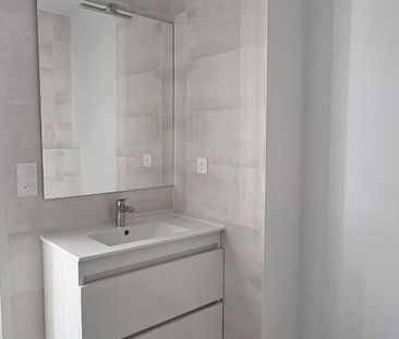 location Appartement T2 DE 38.9m² À LA SEYNE SUR MER - Photo 5