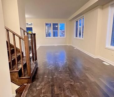 For Lease - 30 Daisy Lane, Thorold, Ontario - Photo 2