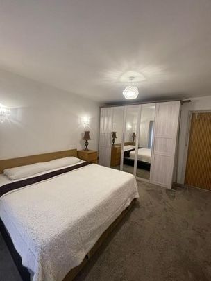 1 bedroom property to rent - Photo 1