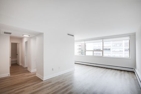 1-Bedroom - Photo 4