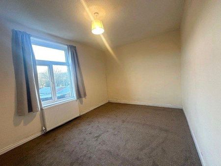 4 bedroom terraced house to rent - Photo 3