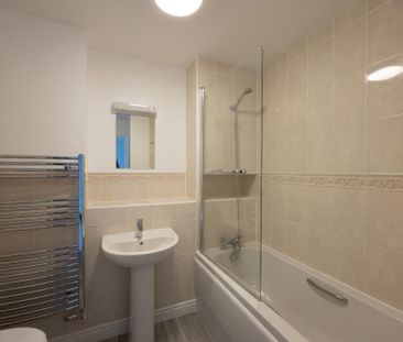 3 bedroom townhouse to rent - Photo 6