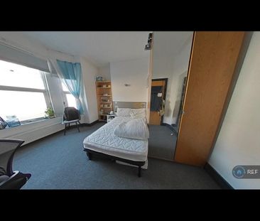 9 bedroom terraced house to rent - Photo 5