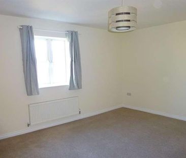 Bluebell Way, Carterton, Oxfordshire, OX18 - Photo 6