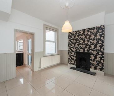 188 Upper Newtownards Road, Belfast, BT4 3ES - Photo 3