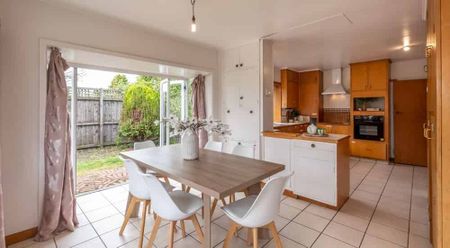 Spacious Living With Flexible Layout - Photo 3