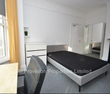 5 Bedroom Student Houses in Woodhouse - Photo 5