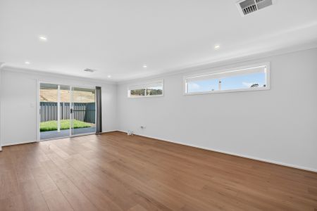 Open the door to contemporary comfort - Photo 3