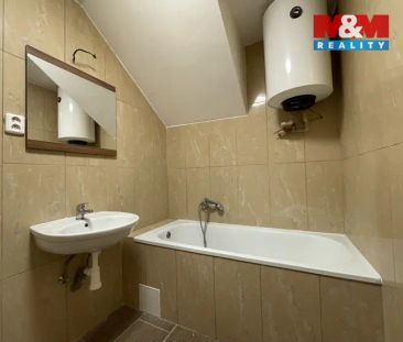 Pronájem bytu 2+kk v Líbeznicích, ul. Mělnická - Photo 5