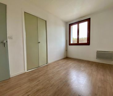 « AVIGNON EM - APPARTEMENT T4 82.85M² AVEC TERRASSE ET PARKING » - Photo 4