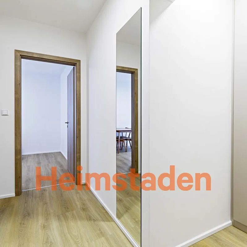 Pronájem bytu 2+1 56 m² - Photo 1