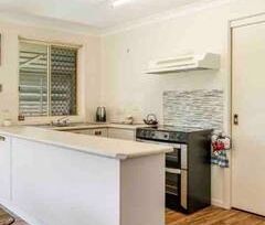 4-bedroom shared duplex, Cambridge Dr, Goonellabah Nsw - Photo 5
