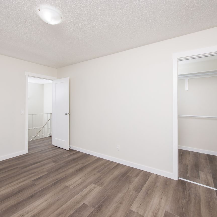 Sierra Gardens - Photo 1