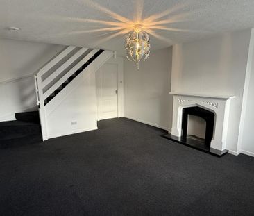 2 bedroom semi-detached house to rent - Photo 1