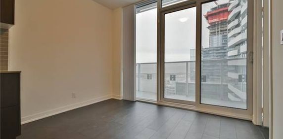 88 HARBOUR STREET - HARBOUR PLAZA - 1 BEDROOM W/LAKEVIEWS (VIDEO) - Photo 2