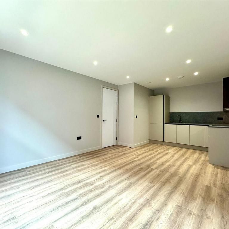 2 bedroom apartment to rent - Photo 1