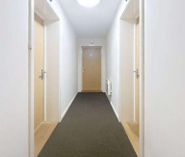 Penstock Drive, Stoke-on-trent Hanley, Stg, ST4 - Photo 3