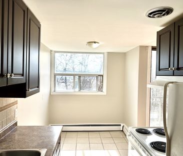For Lease - 7 Riverview Boulevard Unit# 204, St. Catharines, Ontario - Photo 2