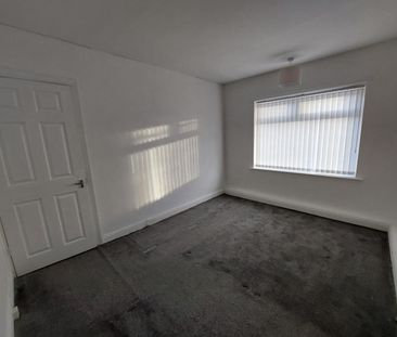 3 Bed Semi-Detached House, Oldroyd Crescent, LS11 - Photo 6