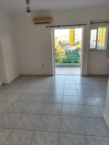 Studio/Γκαρσονιέρα για ενοικίαση Ψαροφάϊ (Πάτρα) - Photo 4
