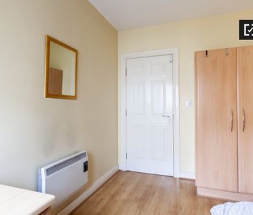 Room for rent in 6-bedroom apartment in the Old City, Dublin - Photo 6